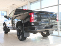 Engine: 4 Cylinder Engine 2.7L/166CI L/100Km City: 16.8 L/100Km Hwy: 14.4 Safety Equipment Daytime R... (image 4)
