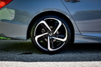 Sunroof, Premium Audio, Heated Steering Wheel, Heated Seats, Android Auto! 6 LOCATIONS KINGSTON - (6... (image 6)