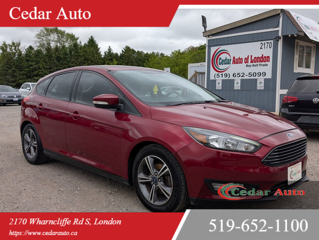 2016 Ford Focus SE Hatchback in Cars & Trucks in London - Image 2