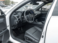One Owner, Full service history, Recent Arrival! Odometer is 6341 kilometers below market average! W... (image 6)