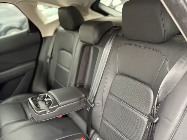 2018 Jaguar E-PACE S P250 | PREMIUM | LOADED | in Cars & Trucks in City of Toronto - Image 39