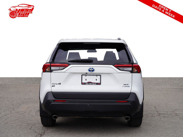 2020 Toyota RAV4 Hybrid XLE, AWD, Sunroof, Apple carplay. in Cars & Trucks in Mississauga / Peel Region - Image 3