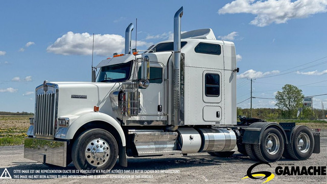 2017 KENWORTH W900B HIGHWAY / SLEEPER TRUCK / TRACTOR in Heavy Trucks in Chilliwack - Image 4