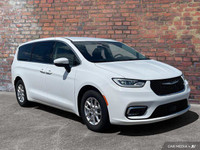 Check out this 2023 Chrysler Pacifica Touring L before someone takes it home! *This Chrysler Pacific... (image 6)