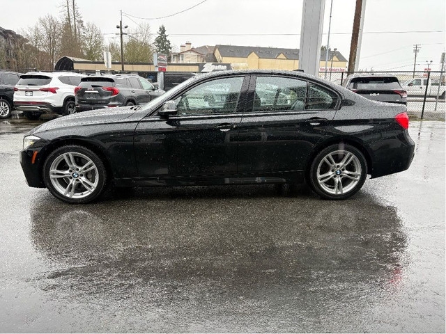2018 BMW 3 Series 330i xDrive B/U CAMERA NAVI SUNROOF M-SPORT in Cars & Trucks in Delta/Surrey/Langley - Image 4
