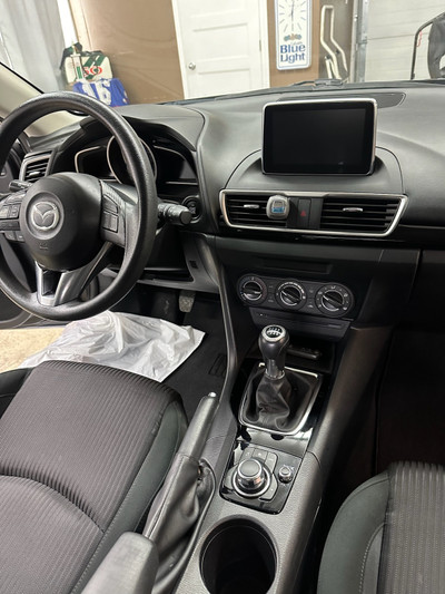 2015 Mazda 3 Sport GS-SKY