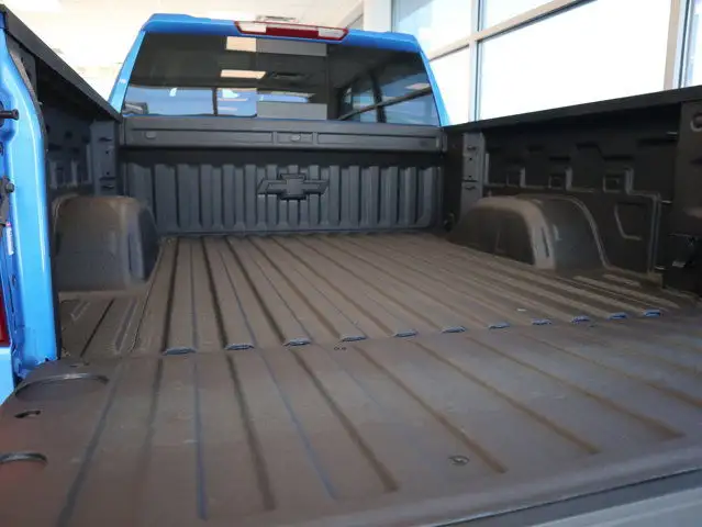 2025 Chevrolet Silverado 1500 LT Trail Boss in Cars & Trucks in Lloydminster - Image 9