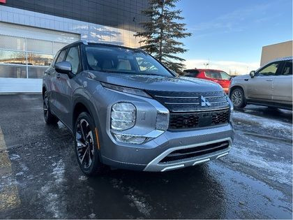 2024 Mitsubishi Outlander GT in Cars & Trucks in Calgary - Image 3