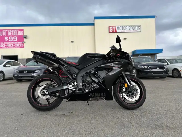 2006 Yamaha YZFR1 in Sport Bikes in Calgary - Image 10