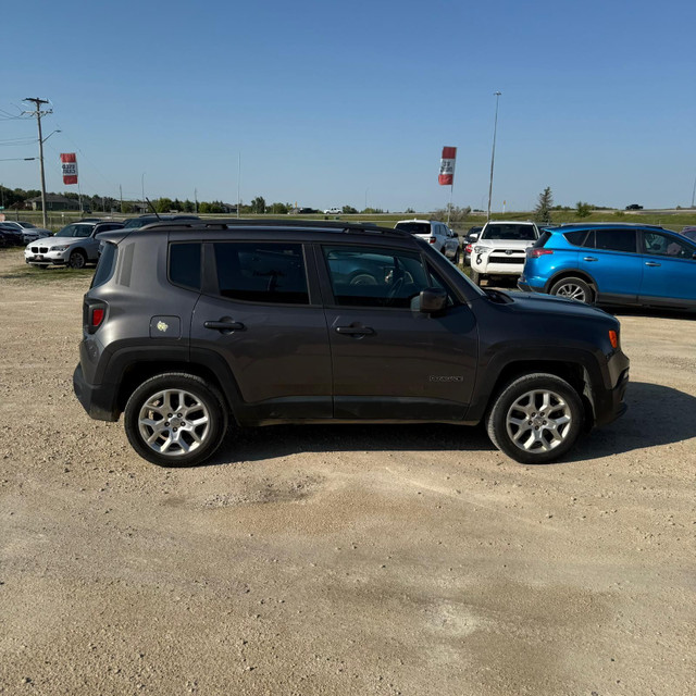 2016 Jeep Renegade North 4WD!! SERVICE RECORDS!!! in Cars & Trucks in Winnipeg - Image 2