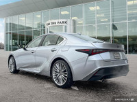 EXTRAS ON CAR ULTRA LUXURY PACKAGE -WINTER TIRES -CARGO LINER -TAG -WINDOW TINT L/100Km City: 12.2 L... (image 3)