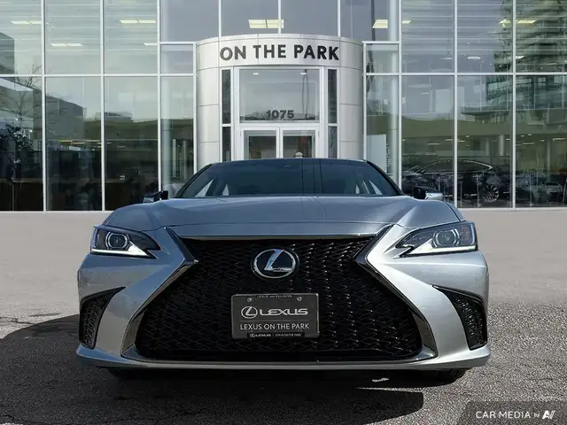 2025 Lexus ES 300h | F SPORT DESIGN| COMPANY CAR|ACCESORIES INCL in Cars & Trucks in City of Toronto - Image 3