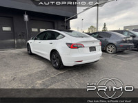 2022 Tesla Model 3 Long Range AWD Automatique avec Sièges en Cuir Toit Panoramique Navigation GPS Ca... (image 6)