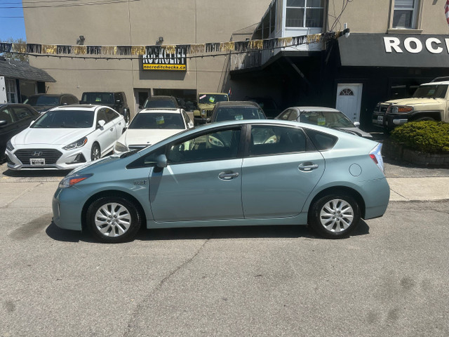 2013 Toyota Prius Plug-in in Cars & Trucks in City of Toronto - Image 3