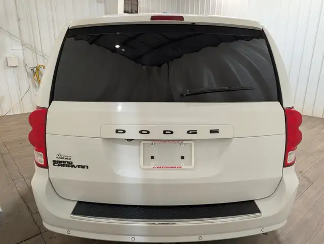 2018 Dodge Grand Caravan CVP/SXT No Accidents | Leather | Rea... in Cars & Trucks in Calgary - Image 8
