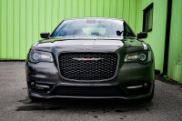 This 2022 Chrysler 300 is for sale today. This sedan has 83,478 kms. It's grey in colour . It has a... (image 3)