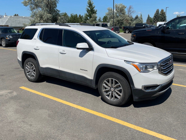2017 GMC Acadia in Cars & Trucks in Lethbridge - Image 3