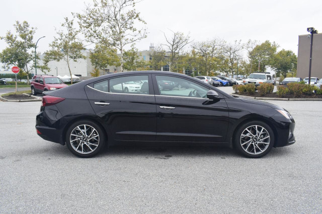  2020 Hyundai Elantra Luxury in Cars & Trucks in Kelowna - Image 4