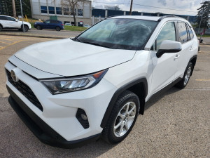 2021 Toyota RAV 4 XLE