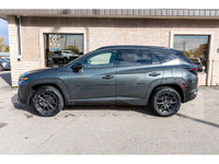 CLEAN CARFAX AND LIKE NEW! - 2.5L Engine - AWD - Automatic Transmission - Sunroof - Leather Interior... (image 2)