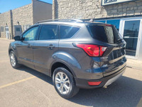 Need a vehicle that has style? Look at our Pre-Owned 2019 FORD ESCAPE SEL 4X4 (Pictured in photo) Fi... (image 8)