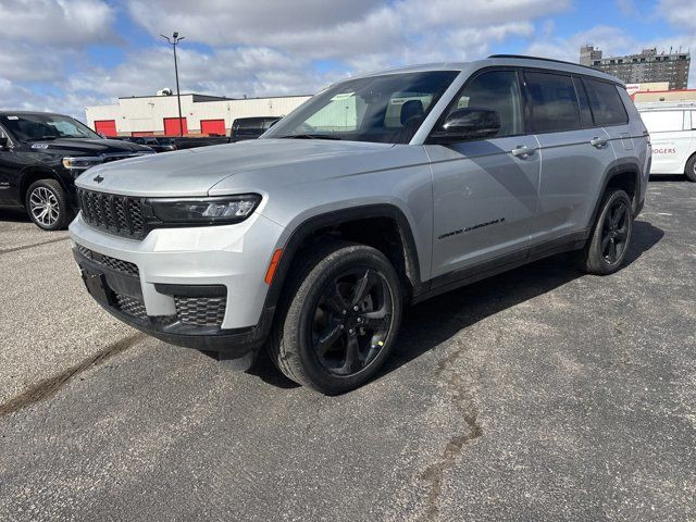 2025 Jeep Grand Cherokee L Altitude in Cars & Trucks in Mississauga / Peel Region