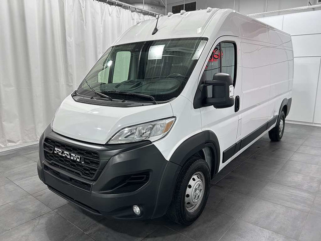 2023 Ram Promaster 2500 - BLUETOOTH - VOLANT GAINE DE CUIR in Cars & Trucks in Québec City - Image 3