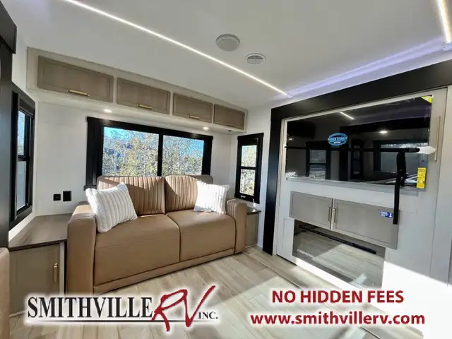 2025 FOREST RIVER SALEM HEMISPHERE 271RL in Travel Trailers & Campers in Hamilton - Image 17