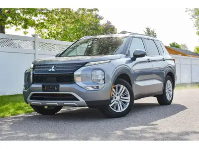 The 2022 Mitsubishi Outlander ES is a stylish and practical compact SUV powered by a 2.5L 4-cylinder...