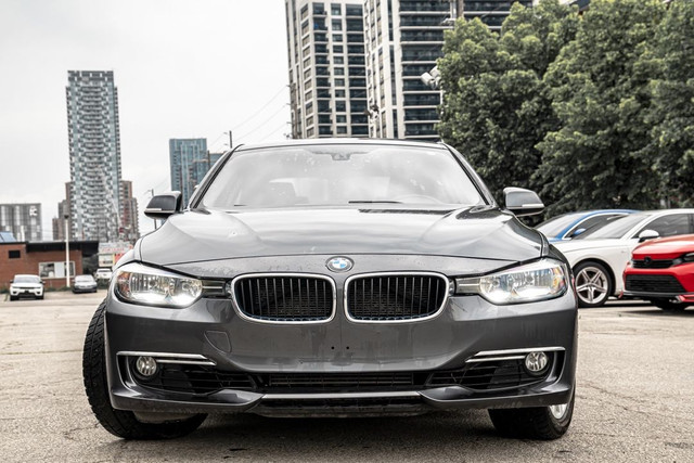 2016 BMW 3 Series 320i | xDrive | Beautiful Condition! in Cars & Trucks in City of Toronto - Image 3
