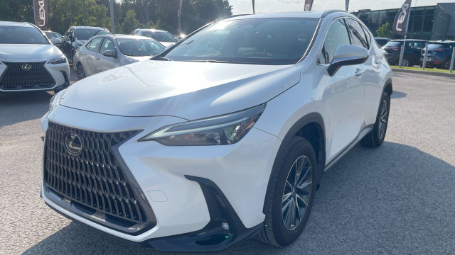 2025 Lexus NX NX 350 / Premium / Cuir / Camera / Bluetooth Bien  in Cars & Trucks in Laval / North Shore - Image 2