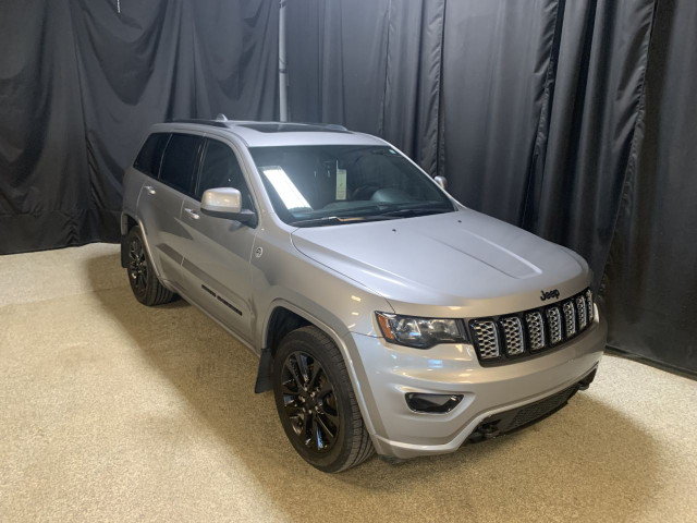 2018 Jeep Grand Cherokee Altitude in Cars & Trucks in Edmonton