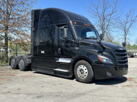Ryder Stock ID: 299312 Transmission Type/Speed: Auto 12 Engine: DIESEL DD15 GHG'17 400/1625 Horse Po... (image 4)