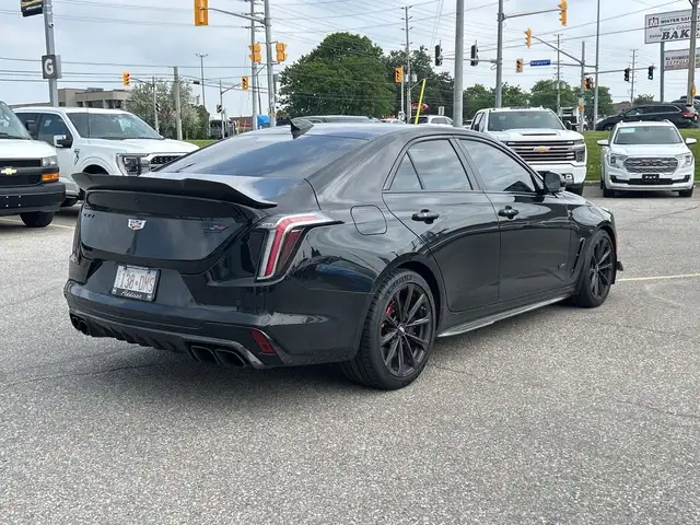 2025 Cadillac CT4-V 4dr Sdn Blackwing manual in Cars & Trucks in Mississauga / Peel Region - Image 6