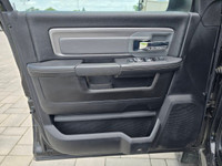 2018 Ram 2500 Power Wagon 4x4 Crew Cab Level II with 6.4L. Only 71,000kms! Super low mileage! Equipp... (image 8)
