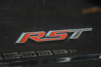 Engine: Moteur à 8 cylindres 5.3L/325CI L/100Km City: 15.8 L/100Km Hwy: 13.1 (image 8)
