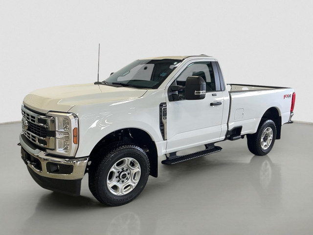 2025 Ford Super Duty F-250 SRW XLT 4WD Reg Cab 8' Box in Cars & Trucks in Moose Jaw