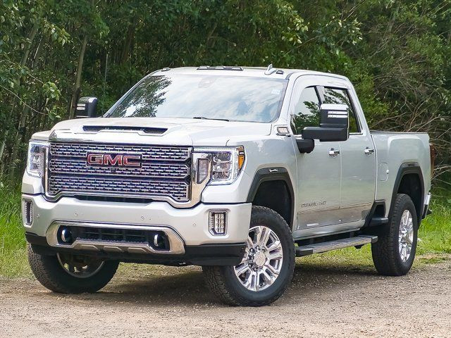 2022 GMC Sierra 2500HD Denali in Cars & Trucks in Edmonton - Image 2