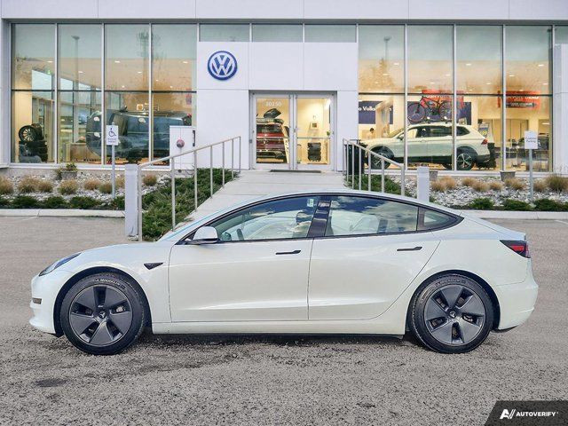 2021 Tesla Model 3 Standard Range Plus | WiFi | Sunroof in Cars & Trucks in Abbotsford - Image 2