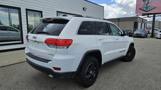 2017 Jeep Grand Cherokee Laredo in Cars & Trucks in Calgary - Image 2