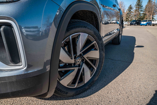 2025 Volkswagen Atlas 2.0 TSI Highline in Cars & Trucks in Calgary - Image 4