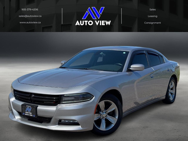 2016 Dodge Charger SXT **DEALER SERVICED**CLEAN CARFAX** in Cars & Trucks in Hamilton