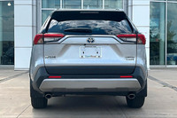 FINANCE OR LEASE PURCHASE PRICE: $37,000 + HST + Finance/Lease Fee + Licensing CASH PRICE: $39,000 +... (image 4)