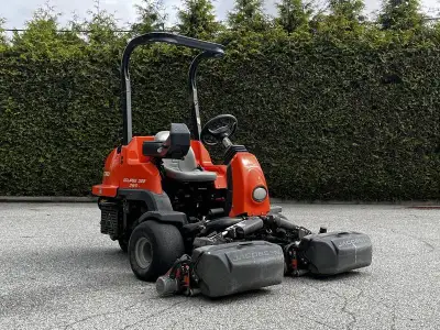 2015 Jacobsen Eclipse 322 3WD Mower, 2 Cylinder, 2 cylinder, automatic, AWD, orange exterior, grey i...