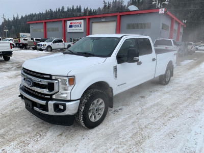  2022 Ford Super Duty F-350 SRW XLT