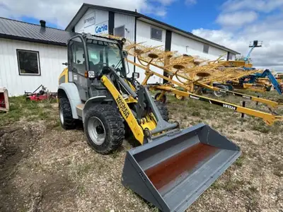 2015 WACKER 5055 WHEEL LOADER CAB, HEAT, AIR, AIR RIDE SEAT, RIDE CONTROL, AUXILIARY HYDRAULICS, AND...