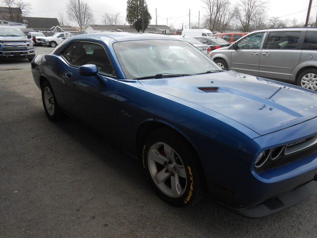  2010 Dodge Challenger 2dr Cpe AS-IS DEAL AS TRADED in Cars & Trucks in St. Catharines - Image 3