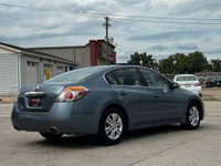 2010 Nissan Altima SL Sedan 2.5LTR 4cyl ONLY 119,000kms! A/C Tilt Cruise Power windows Power locks P... (image 4)