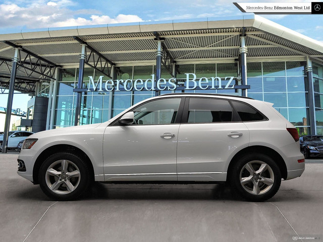 2015 Audi Q5 2.0T Komfort quattro 8sp Tiptronic - Black Perforat in Cars & Trucks in Edmonton - Image 3