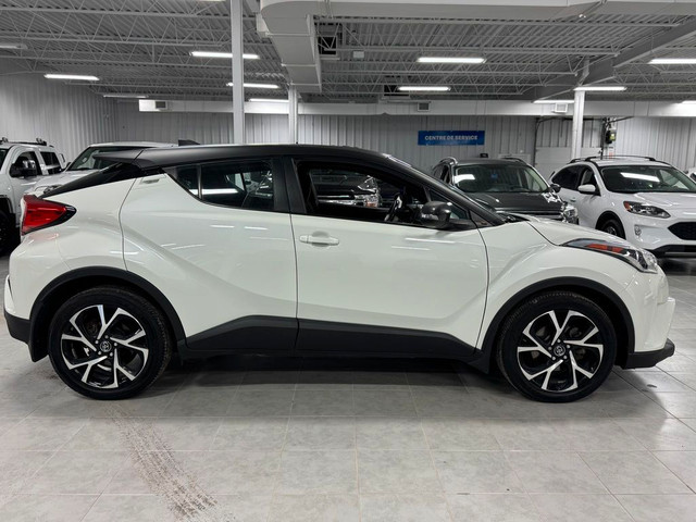 2018 Toyota C-HR XLE - CAMERA + S. CHAUFFANTS + JAMAIS ACCIDENTÉ in Cars & Trucks in Laval / North Shore - Image 4